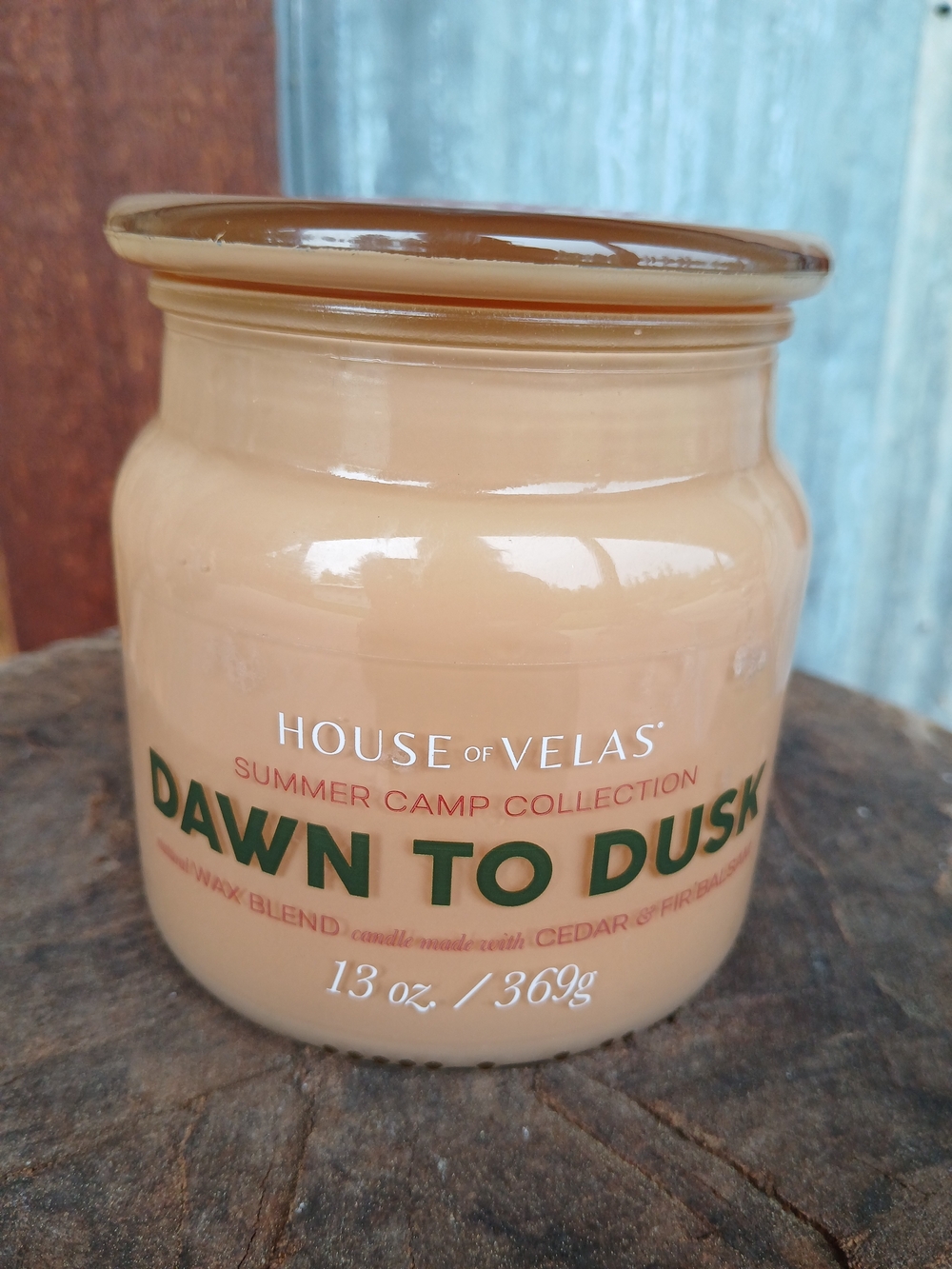 House of Velas "Dawn to Dusk" Candle - Beige